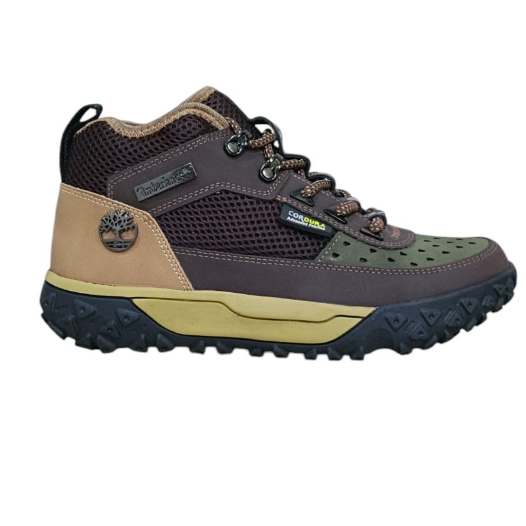 "Cada Paso, Una Declaración de Estilo y Fortaleza."